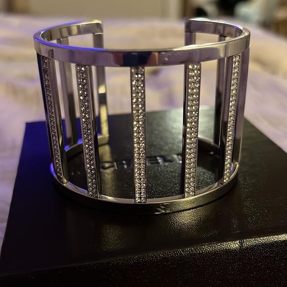 Michael Kors Bangle - Picture 3 of 8
